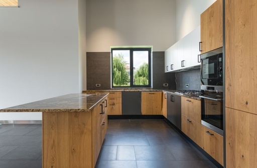 Cuisine équipée sur mesure — style classique